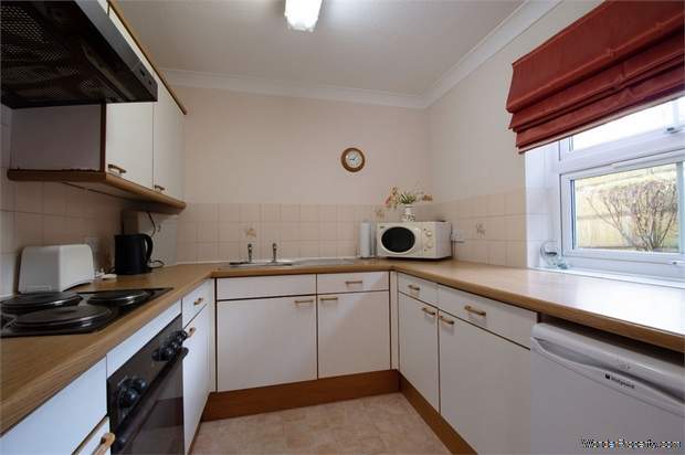 Additional Property Image 1 bedroom Flat for sale in Sidcup 4