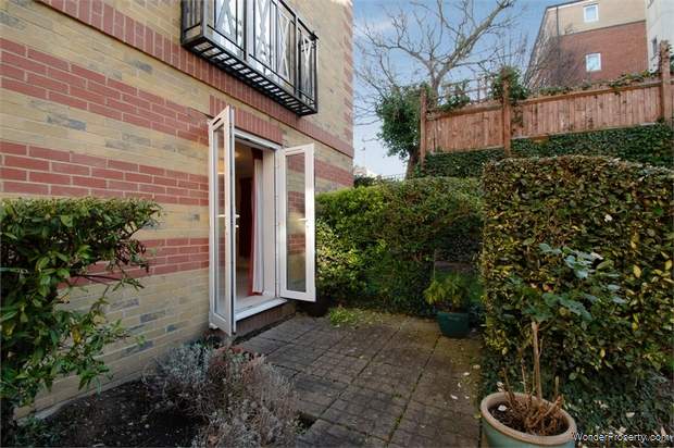 Additional Property Image 1 bedroom Flat for sale in Sidcup 9
