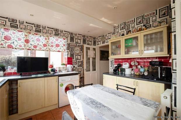 Additional Property Image 3 bedroom Semi Detached for sale in Burntwood 5