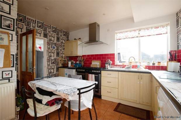 Additional Property Image 3 bedroom Semi Detached for sale in Burntwood 6