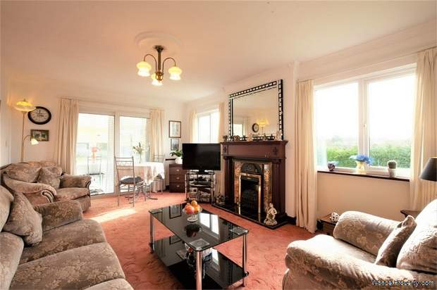 Additional Property Image 2 bedroom Detached Bungalow for sale in Bishop's Stortford 2
