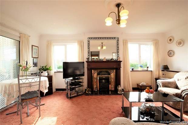 Additional Property Image 2 bedroom Detached Bungalow for sale in Bishop's Stortford 3