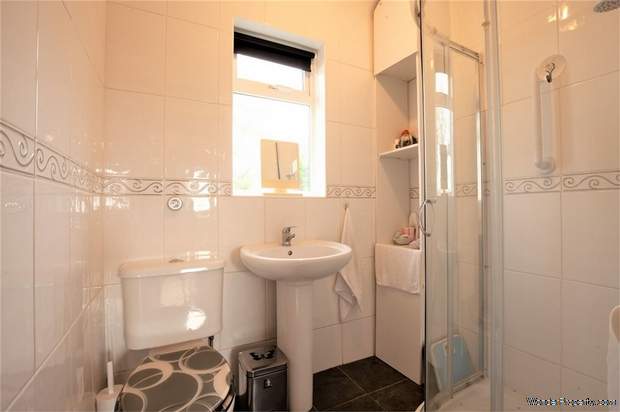 Additional Property Image 2 bedroom Detached Bungalow for sale in Bishop's Stortford 9