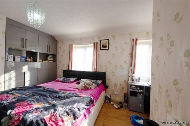 Additional Property Image 4 bedroom Semi Detached for sale in West Bromwich 8