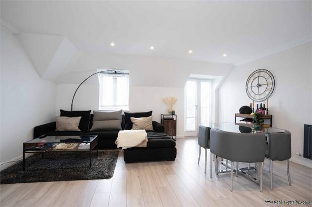 Additional Property Image 2 bedroom Flat for sale in London 2
