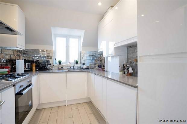Additional Property Image 2 bedroom Flat for sale in London 5