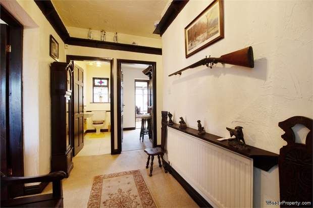 Additional Property Image 4 bedroom Detached Bungalow for sale in Gainsborough 2