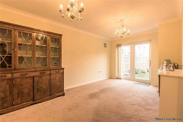 Additional Property Image 2 bedroom Flat for sale in Egham 2