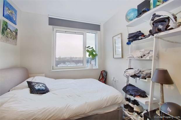 Additional Property Image 2 bedroom Flat for sale in Isleworth 9