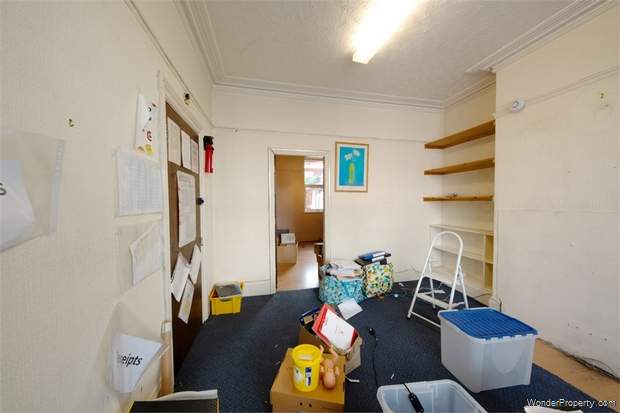 Additional Property Image 1 bedroom Flat for sale in Halesowen 4
