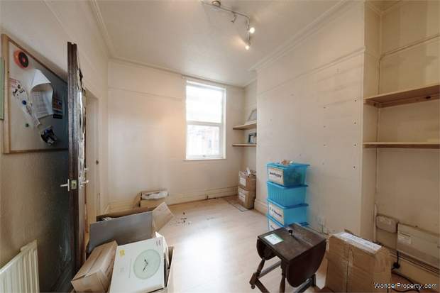 Additional Property Image 1 bedroom Flat for sale in Halesowen 5