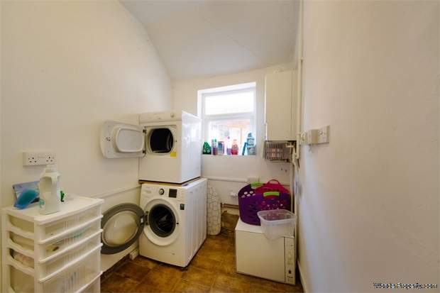 Additional Property Image 1 bedroom Flat for sale in Halesowen 9