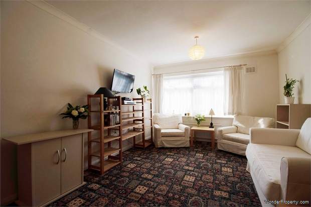 Additional Property Image 1 bedroom Flat for sale in London 3