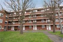 1 bedroom Flat for sale in London