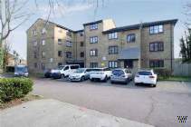 1 bedroom Flat for sale in Grays