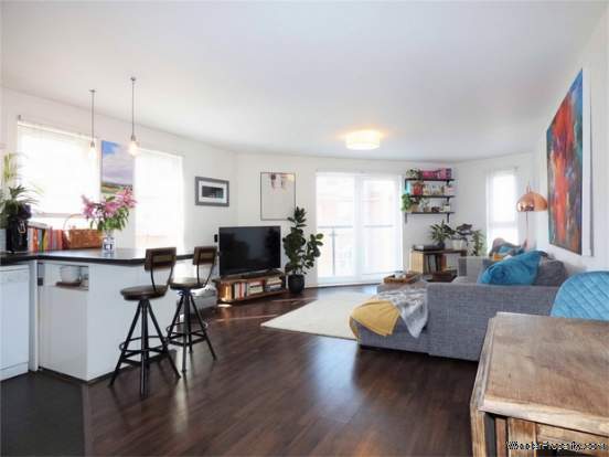 Additional Property Image 1 bedroom Flat for sale in London 2