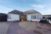 8 bedroom Detached Bungalow for sale in Peacehaven