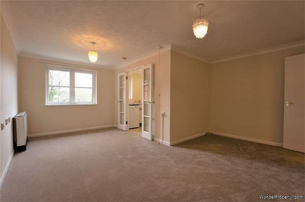 Additional Property Image 1 bedroom Flat for sale in Caterham 2