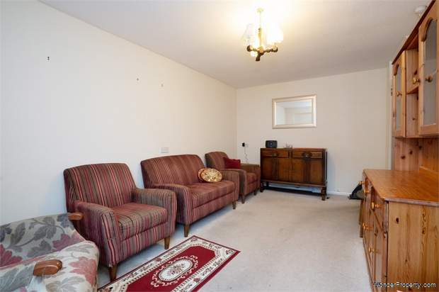 Additional Property Image 2 bedroom Flat for sale in Chesham 5