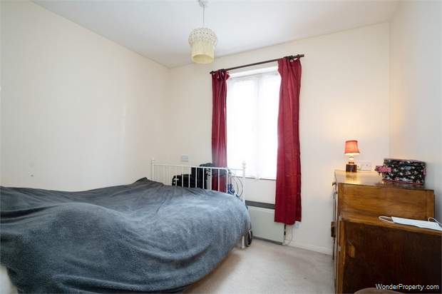 Additional Property Image 2 bedroom Flat for sale in Chesham 6