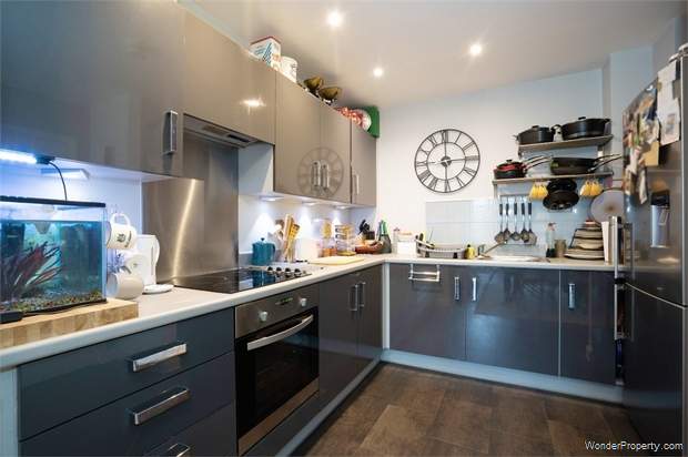 Additional Property Image 2 bedroom Flat for sale in Southall 4