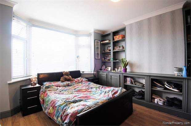Additional Property Image 4 bedroom Detached for sale in Peterborough 2