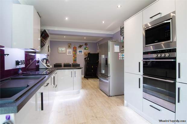 Additional Property Image 4 bedroom Detached for sale in Peterborough 6
