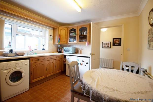 Additional Property Image 4 bedroom Detached for sale in Peterborough 10