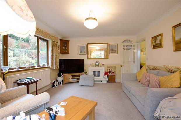 Additional Property Image 2 bedroom Detached Bungalow for sale in Corwen 6