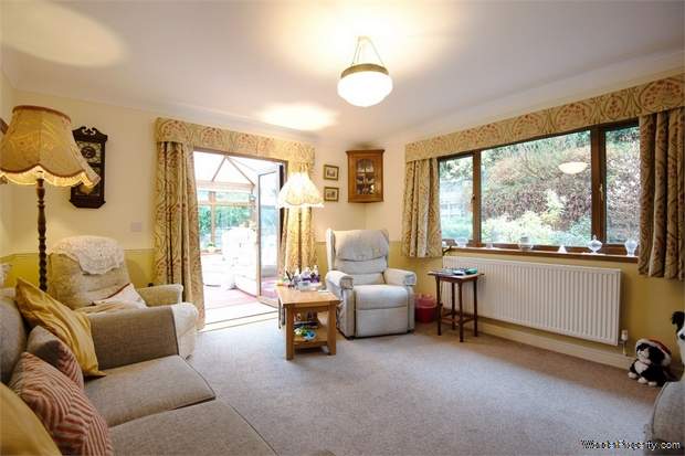 Additional Property Image 2 bedroom Detached Bungalow for sale in Corwen 7