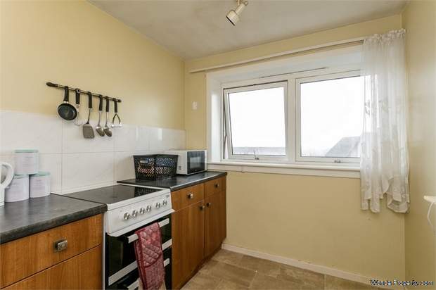 Additional Property Image 2 bedroom Flat for sale in Aberdeen 7