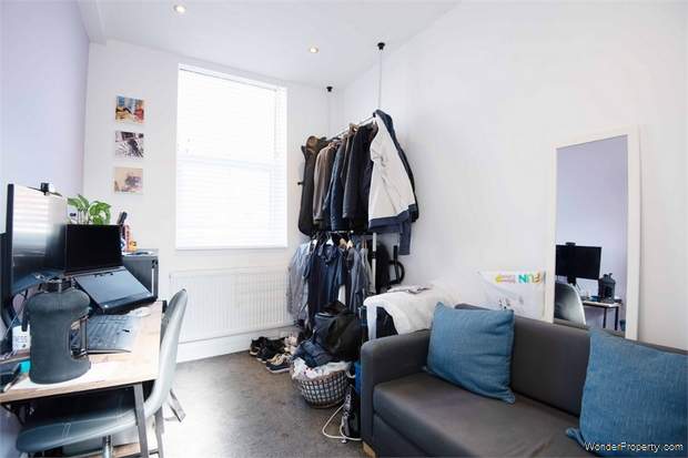 Additional Property Image 2 bedroom Flat for sale in Kidderminster 8