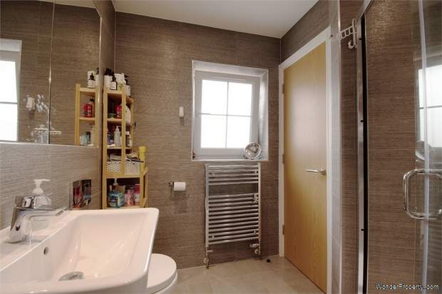 Additional Property Image 4 bedroom Detached for sale in Sevenoaks 10