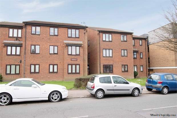 Additional Property Image 1 bedroom Flat for sale in London 8
