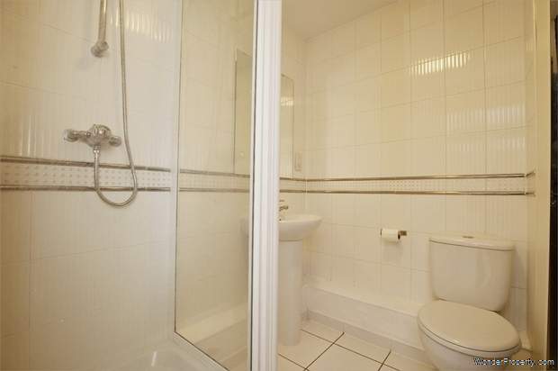Additional Property Image 2 bedroom Flat for sale in Sale 9