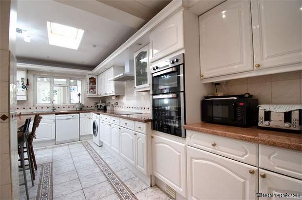 Additional Property Image 3 bedroom Terraced for sale in London 7