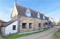 3 bedroom Cottage for sale in Northampton