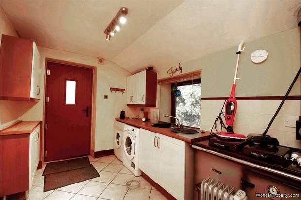 Additional Property Image 3 bedroom Detached Bungalow for sale in Brechin 5
