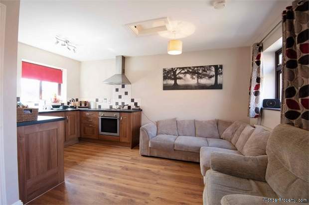 Additional Property Image 1 bedroom Maisonette for sale in Sandy 3
