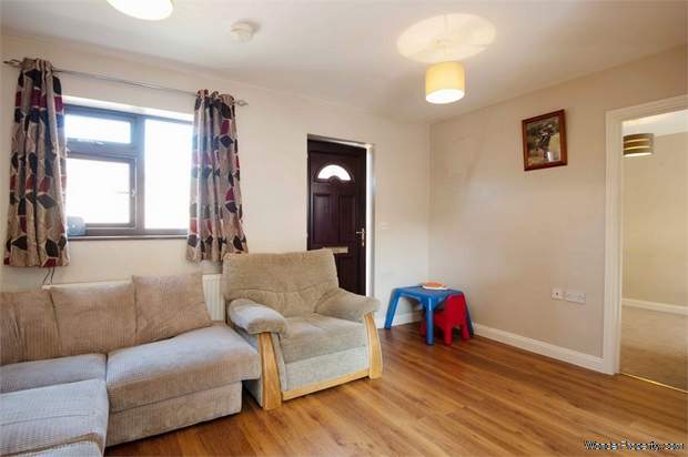 Additional Property Image 1 bedroom Maisonette for sale in Sandy 5