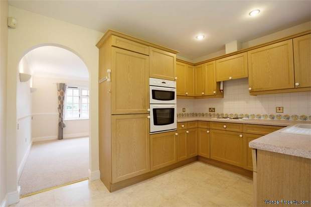 Additional Property Image 2 bedroom Semi Detached Bungalow for sale in Honiton 5