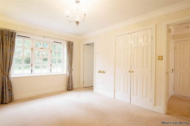 Additional Property Image 2 bedroom Semi Detached Bungalow for sale in Honiton 7