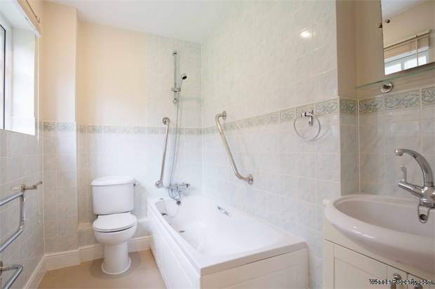 Additional Property Image 2 bedroom Semi Detached Bungalow for sale in Honiton 8