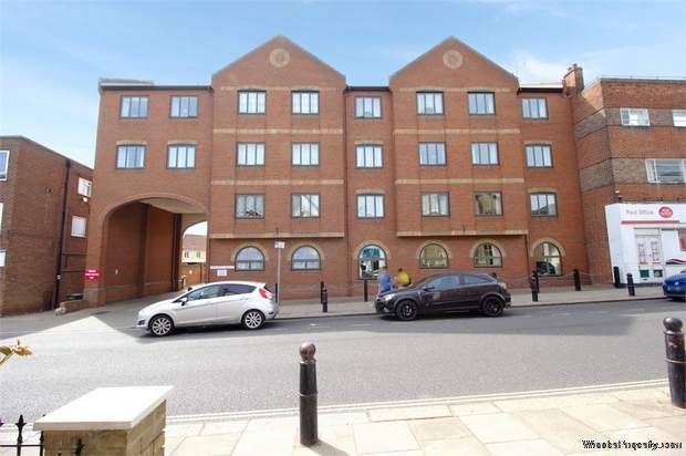 1 bedroom Flat for sale in Maldon