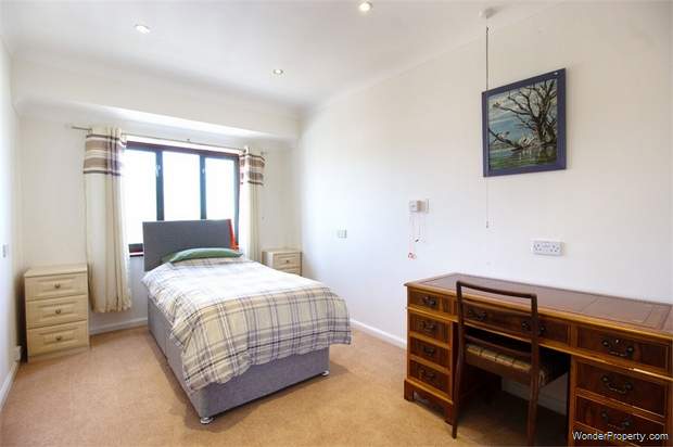 Additional Property Image 1 bedroom Flat for sale in Maldon 5