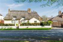 4 bedroom Detached for sale in Milton Keynes