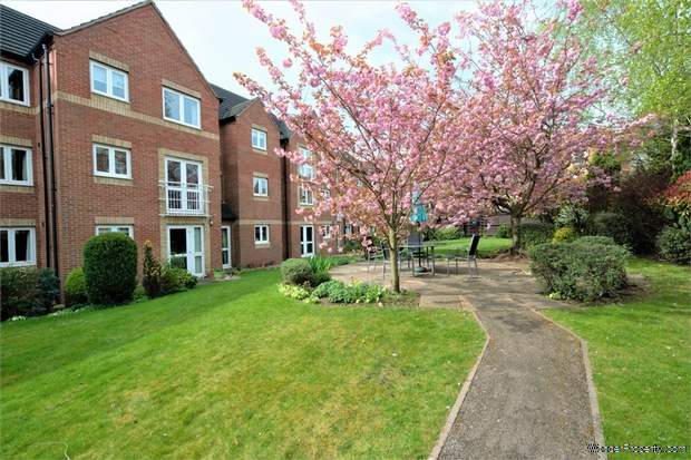1 bedroom Flat for sale in Market Harborough