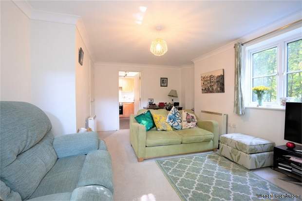 Additional Property Image 1 bedroom Flat for sale in Ascot 3