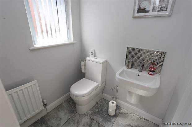 Additional Property Image 4 bedroom Detached for sale in Carrickfergus 9