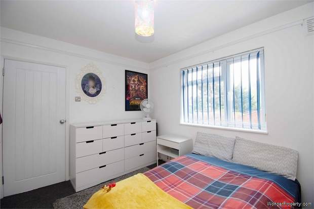 Additional Property Image 4 bedroom Detached for sale in Hounslow 10